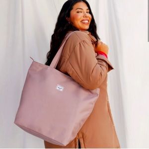Herschel Supply Company Dusty Rose Everyday Tote